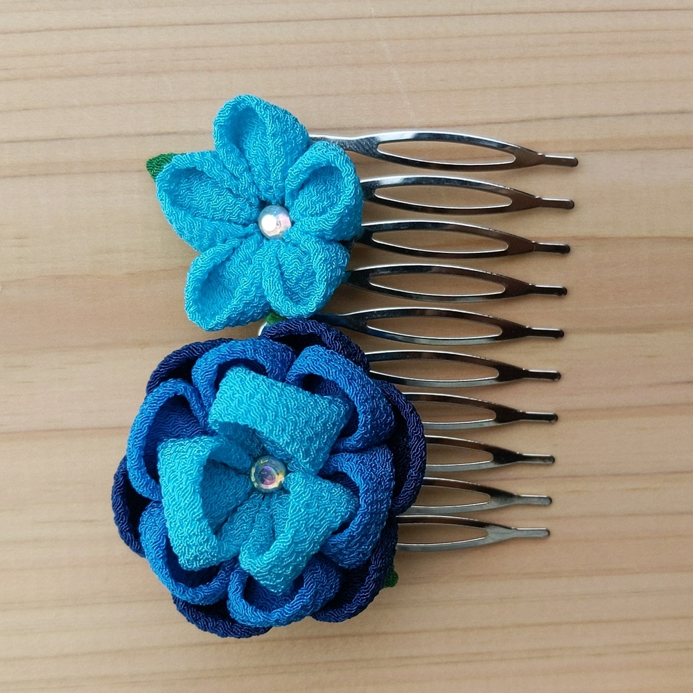 Tsumami Flower Hair Metal Hair Combs Blue